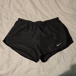Nike Black Athletic Shorts Performance Design - Like NEW